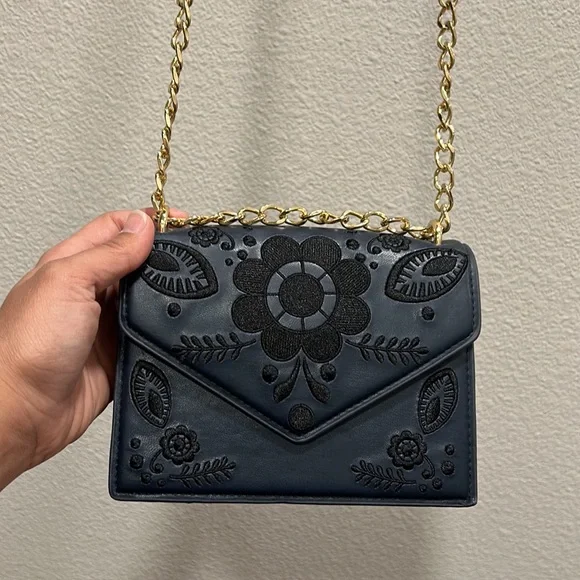 Cynthia Rowley embroidered crossbody bag blue and black - Picture 2 of 10
